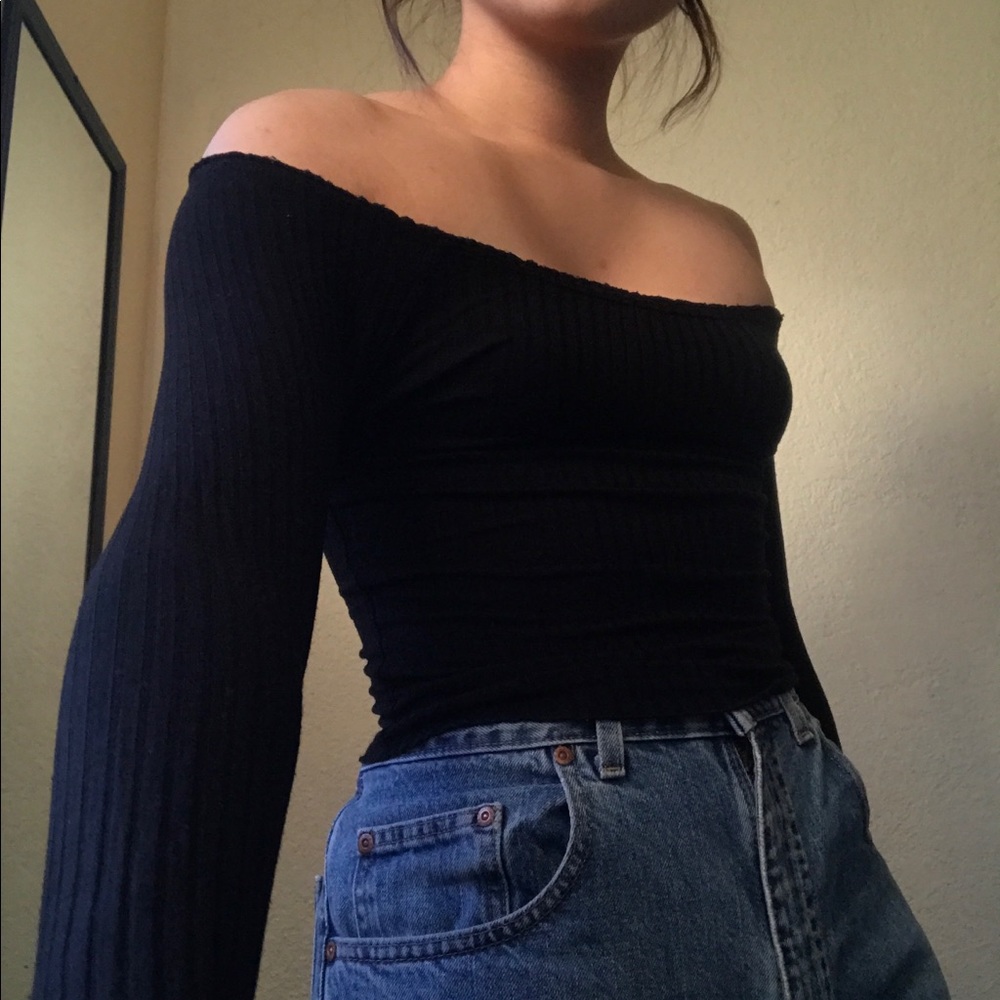Off the shoulder